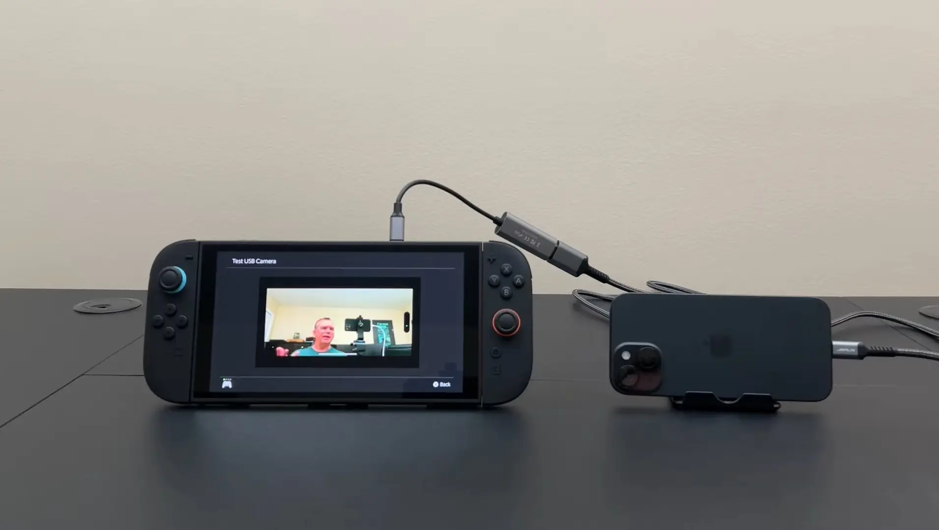 Фанаты нашли способ использовать смартфон в качестве камеры для Switch 2 - изображение