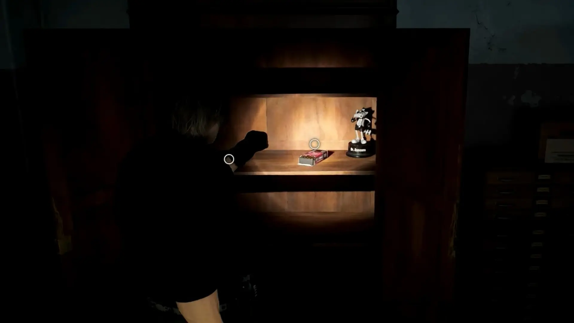 Resident Evil Requiem. Как открыть деформированные двери - изображение