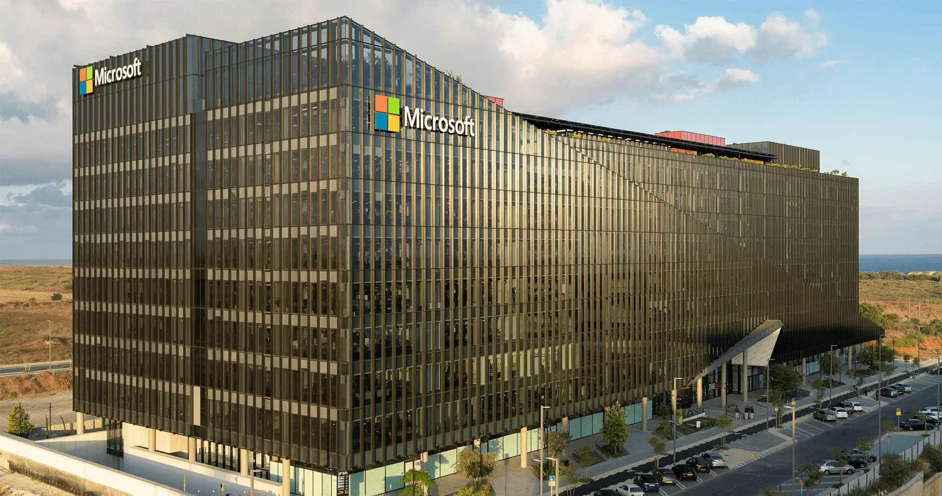 Business Insider: в рамках сокращений Microsoft уволит 5 500 человек - изображение