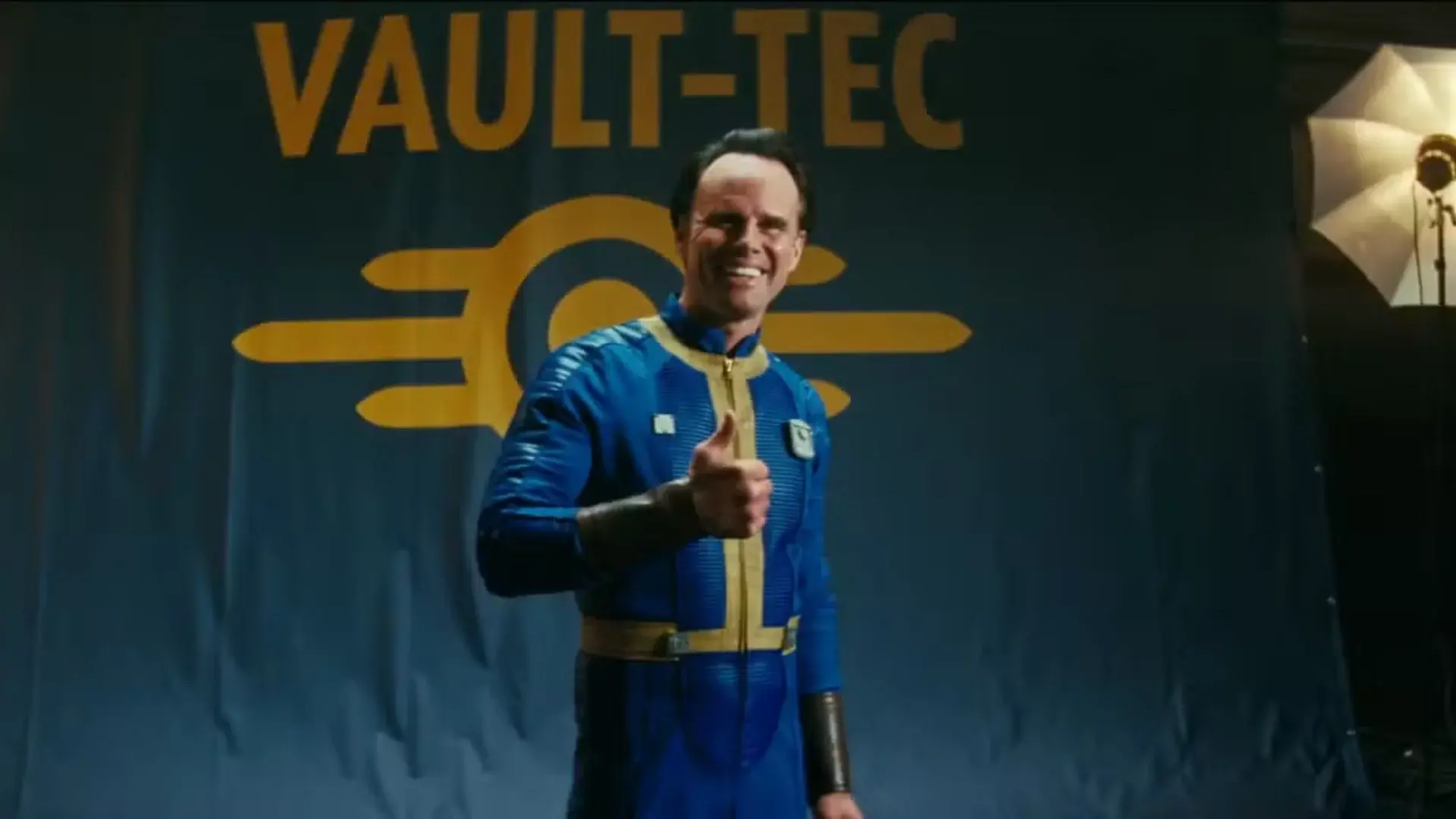 200 ЛЕТ ОПЫТОВ НАД ЛЮДЬМИ: НАСТОЯЩИЙ ЛОР FALLOUT - изображение